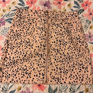 Guess mini skirt